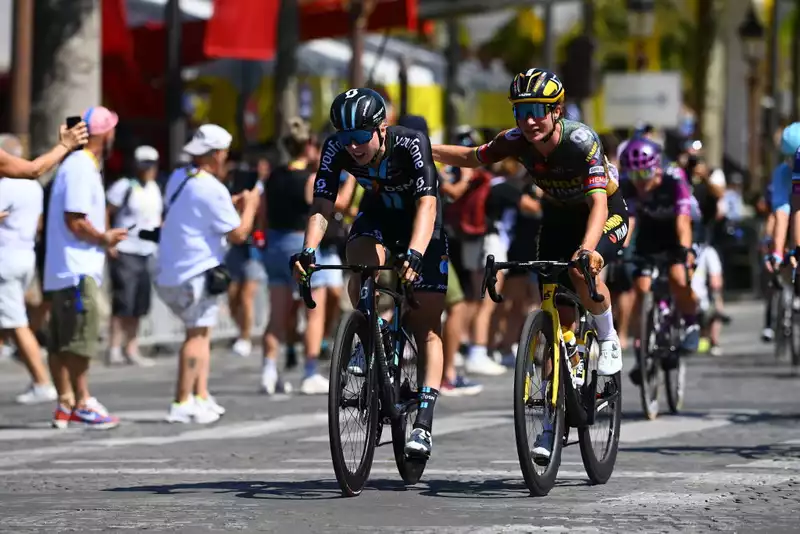 Disappointment in Paris - Vos, Kopecký, Balsamo Miss Yellow in Tour de France Femmes