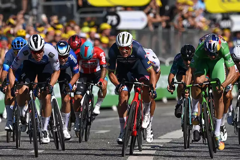 Caleb Yuan's Sprint Fails on Stage 2 of Tour de France