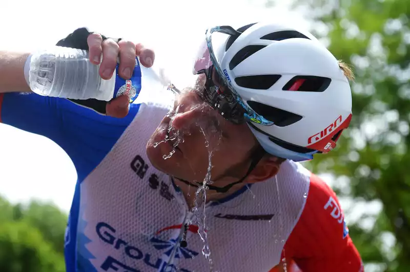 Heat wave shortens Route des Occitanie stage to just 36 km