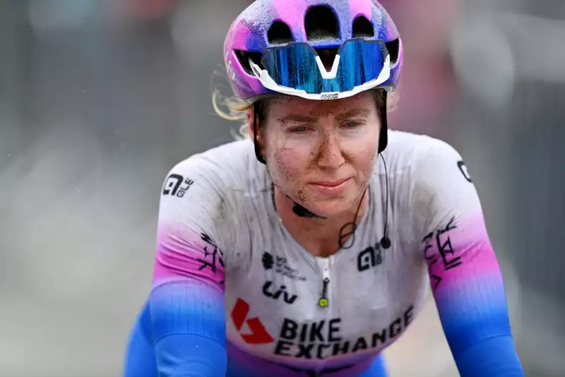 Manley continues strong showing on women's tour with 4th place finish