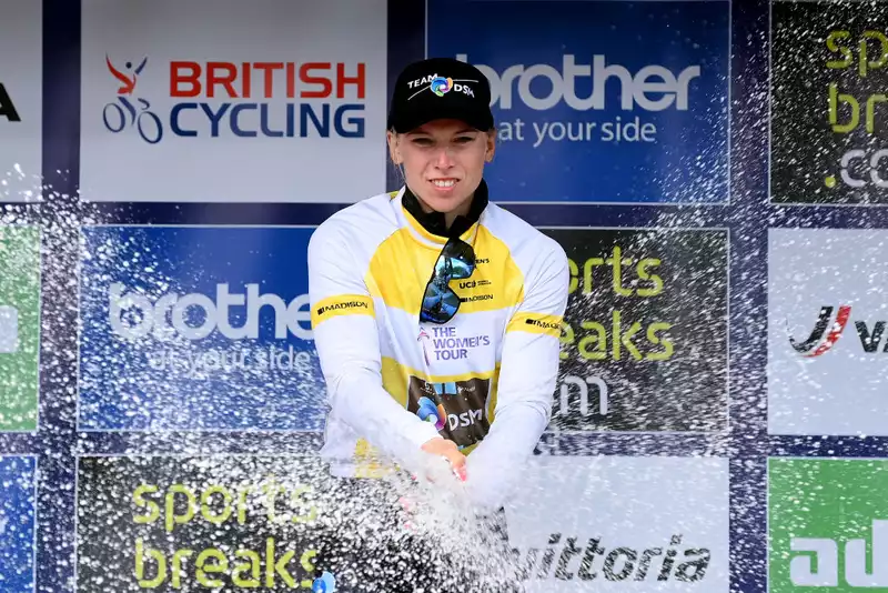 Weaves Plans Hat Trick on Women's Tour