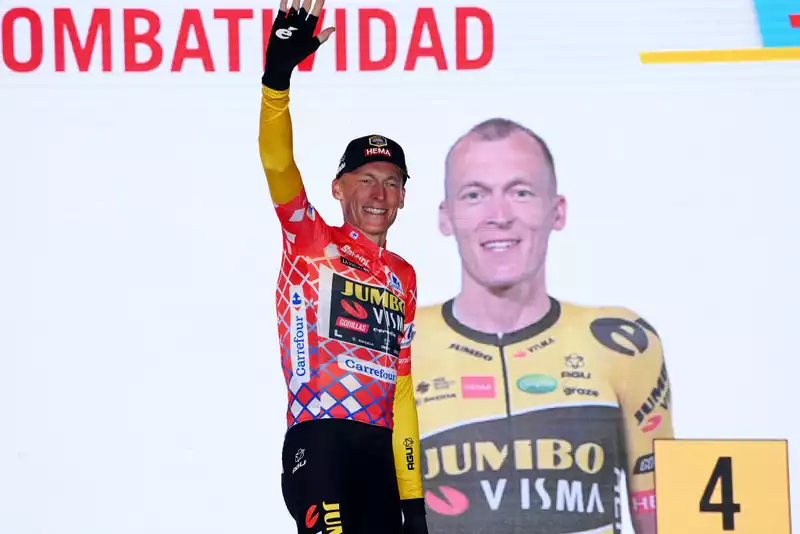 Gesink in the spotlight at the Vuelta a España.