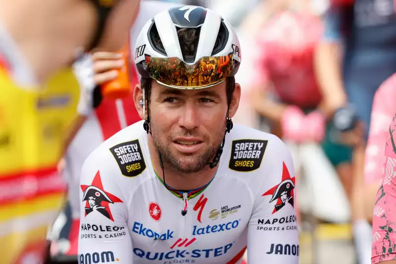 Mark Cavendish, Team Boss "50-50" on B&B Hotel Transfer