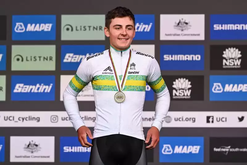 Hamish McKenzie From Top 10 Goal to Junior World Championship TT Silver Medalist