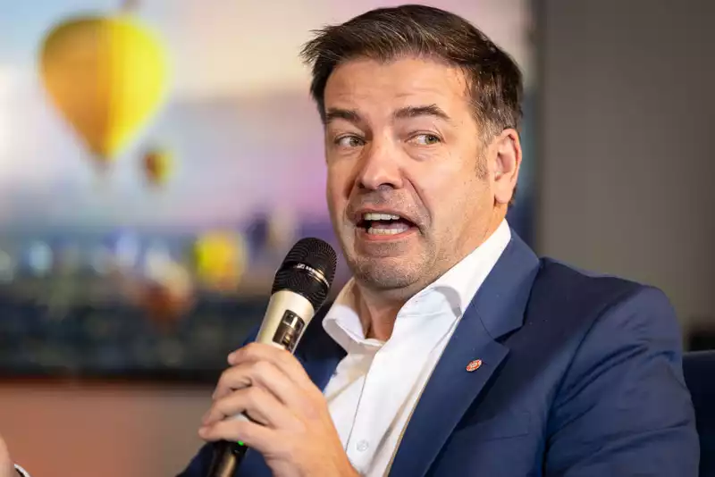 Lotto Soudal CEO Lelangue to become general director of the Tour de Pollogne.