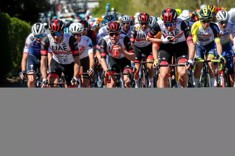 UAE Team Emirates goes on the offensive in Liège without Pogacar