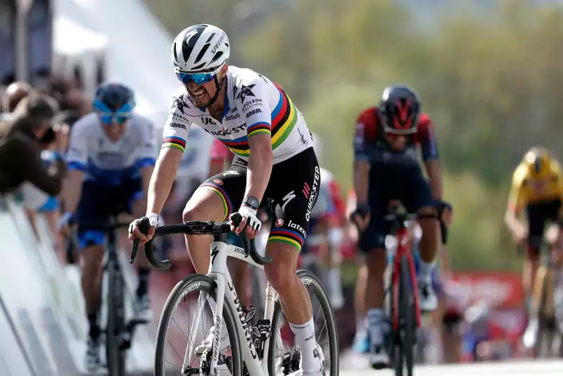 Alaphilippe "relieved" to be relieved of pressure after Flèche Wallonne loss