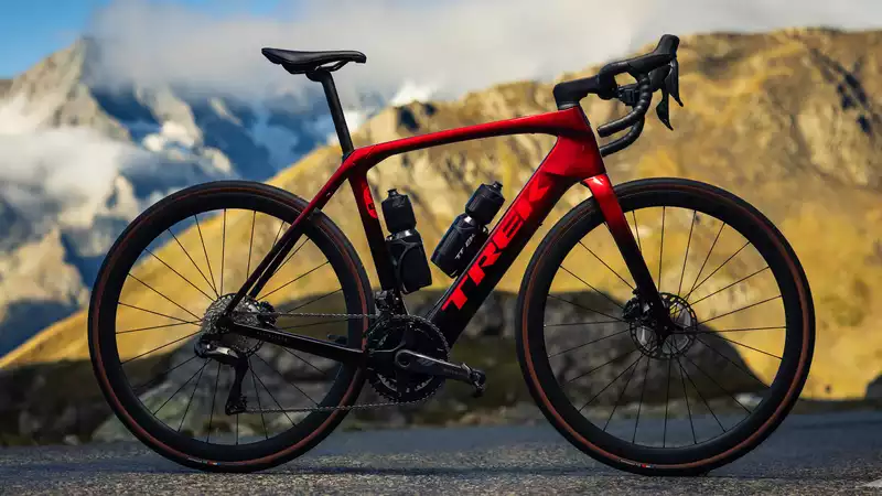 Trek's New Domane+ SLR Can Charge Your Groupset