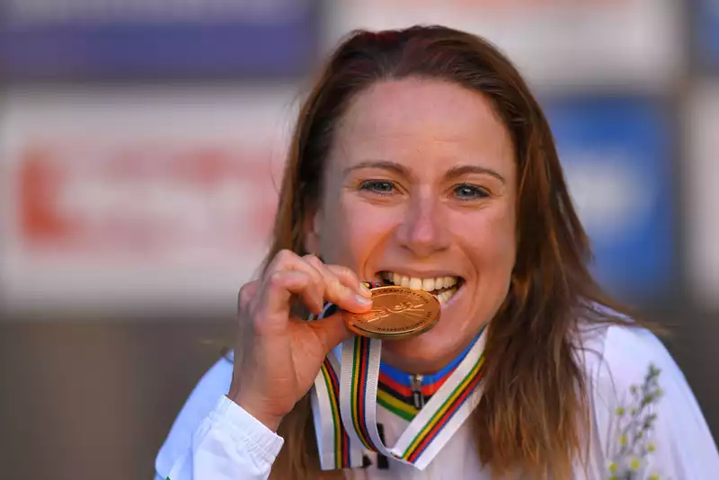 Van Vleuten and Ferran-Prevot are candidates for the first women's Velo Dur award.