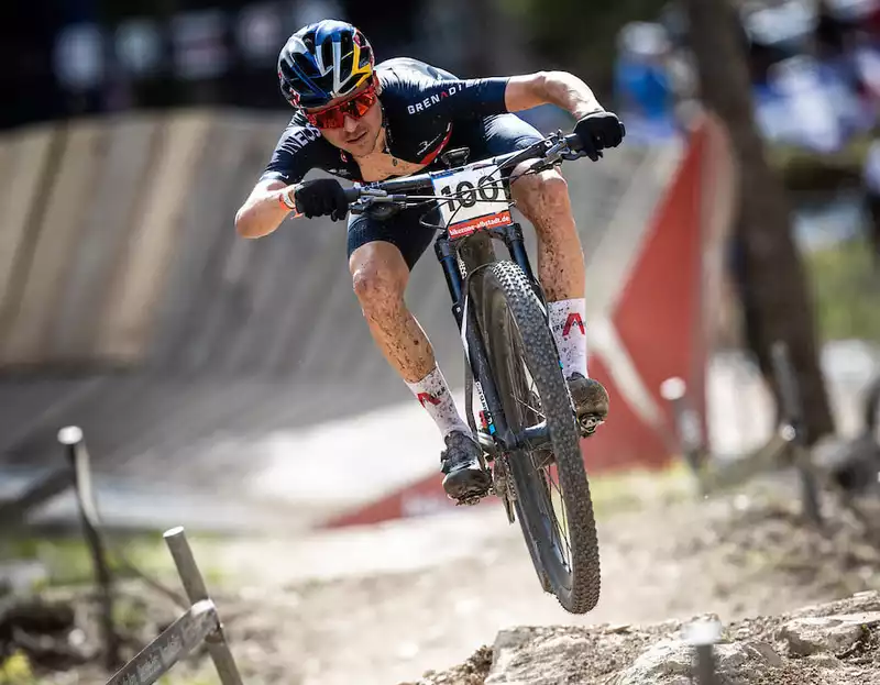 Tom Pidcock grids up at Nove Mesto World Cup XCO