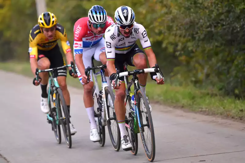 Tour of Flanders, Quick-Step's Alaphilippe not in action