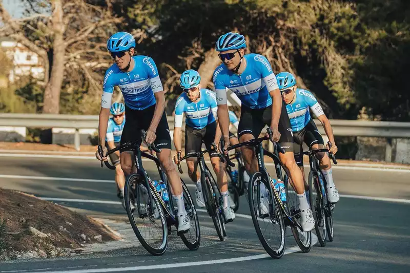 Gazprom Rusvelo players on the market.