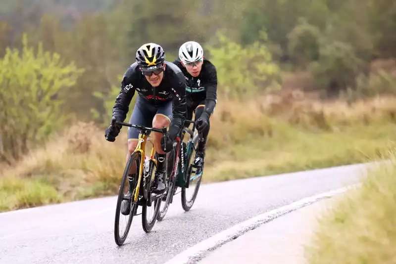 Iguita and Calapaz, which blew away Volta a Catalunya.