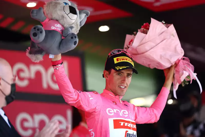 Giro d'Italia Success Leads Juan Pedro Lopez to Long-Term Contract with Trek-Segafredo