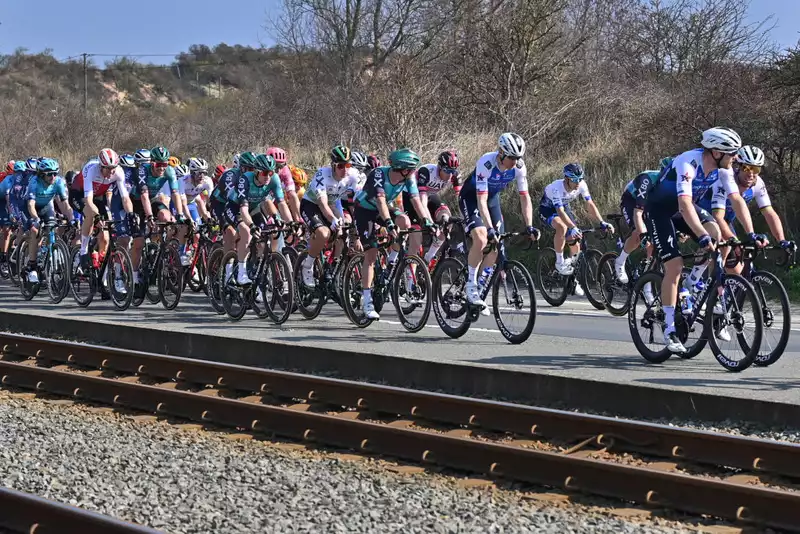 Riders Decry 'Ridiculous' Dangers of Classic Bourges des Pannes