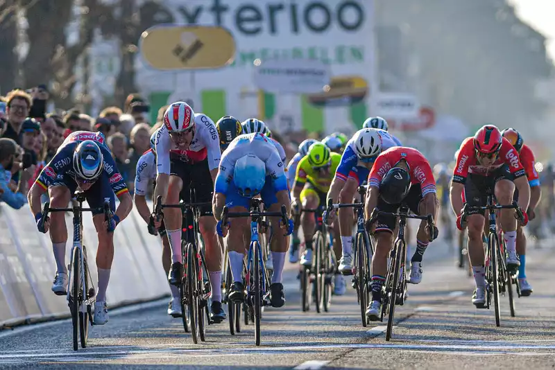 How to watch Classics Bruges des Pannes - Spring Classics Live Streaming