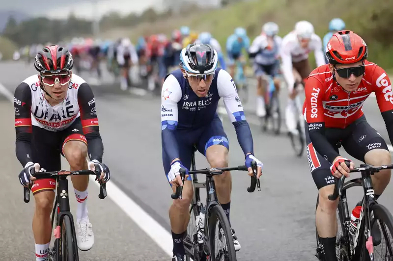 Volta a Catalunya, Woods on a roller coaster ride