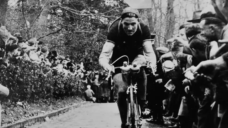 Roger Decocq, 1952 Tour de Flanders Winner, Dies at 93