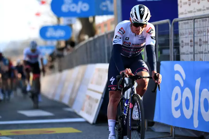 Evenpoel faces questions after Pogacar takes off at Tirreno Adriatico