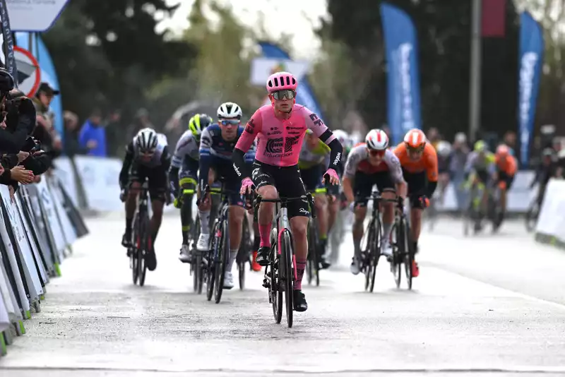 Turn 50 meters from the line at the Mallorca Challenge, upsetting the players.