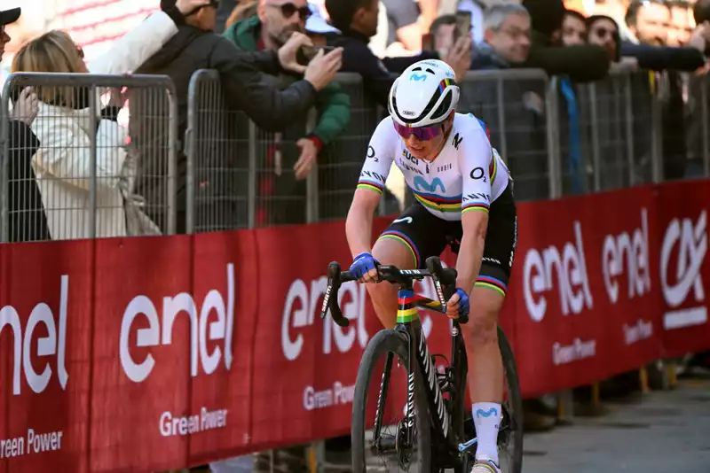 Disappointed Annemiek van Grooten trains in Tenerife for the Tour of Flanders