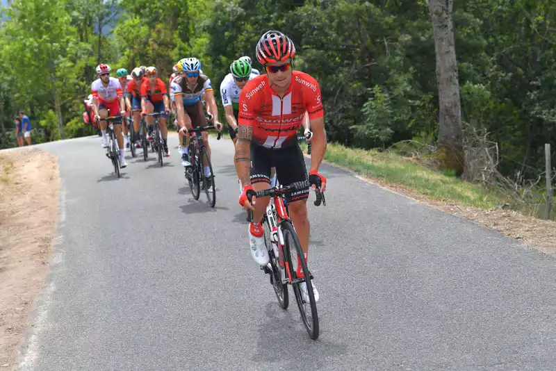 Strong Sunweb Team Sends Two Players to Top 4 on First Day of Digital Swiss 5