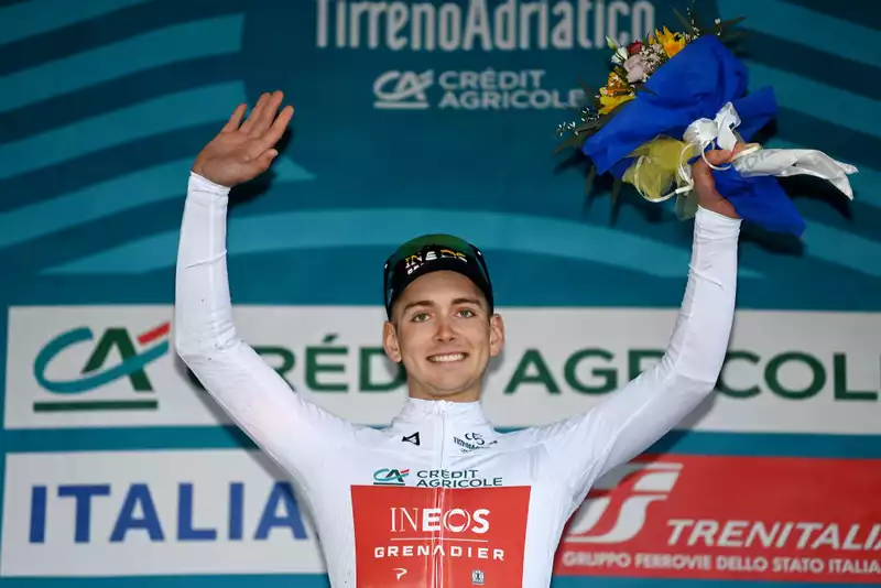 Magnus Sheffield impresses on Tirreno - Adriatico TT, gives Ineos multiple options