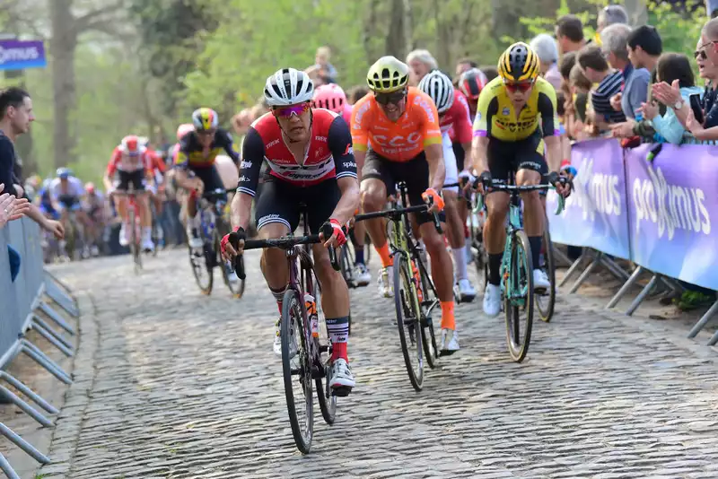 Even Paul, van Avermaert, and van Aert to compete in the Virtual Tour of Flanders on Sunday