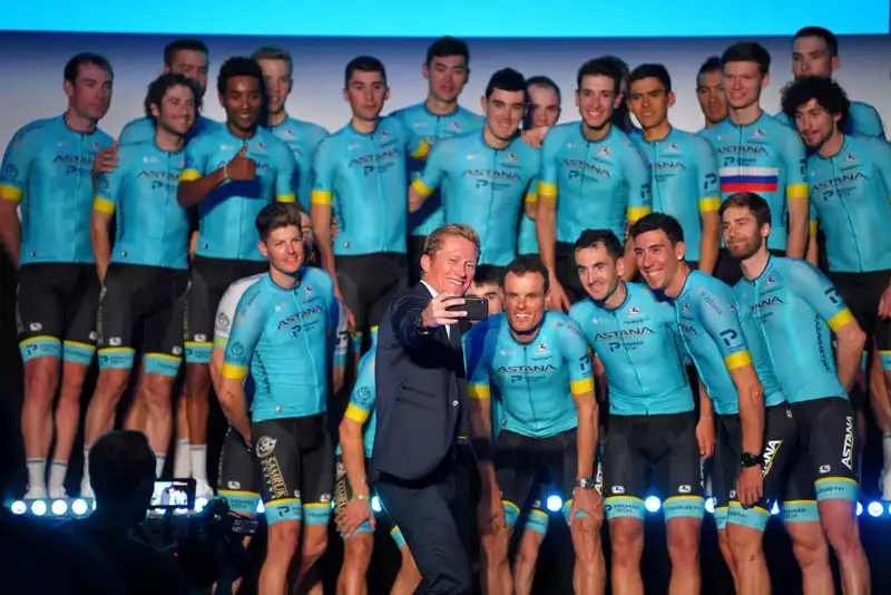 Astana players to take 30% pay cut