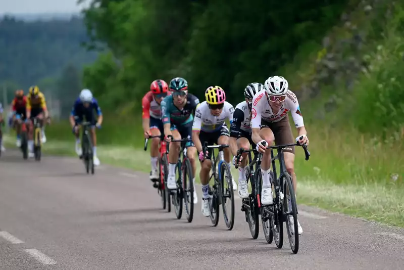 Ben O'Connor takes second place at the Criterium du Dauphiné