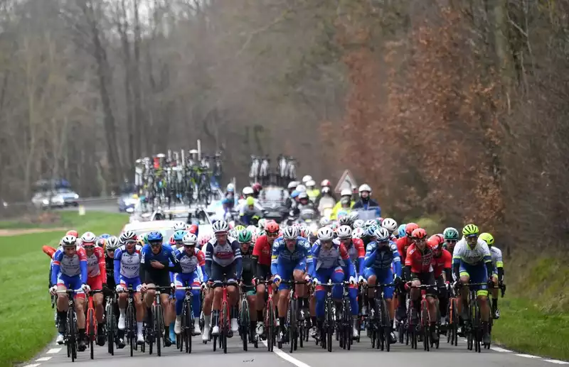 Paris to Nice: Bardet et al. down and out.