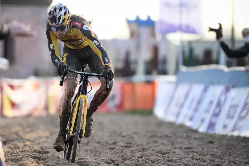 With his fourth national title, Wout Van Aert turns his attention to the World Cyclocross Championships