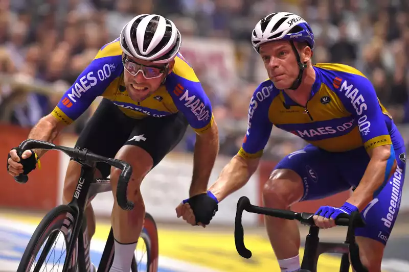 Cavendish paired with Casey at Ghent 6-Day