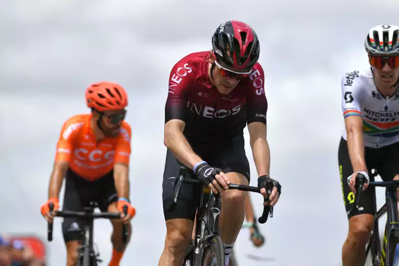 Rohan Dennis drops out of contention for overall victory in the Volta ao Algarve.