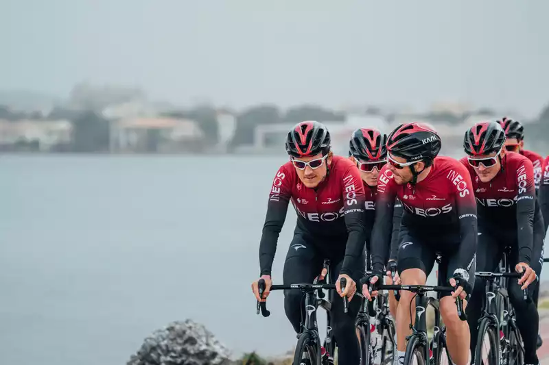 Geraint Thomas and Rohan Dennis lead Team Ineos in the Algarve Volta