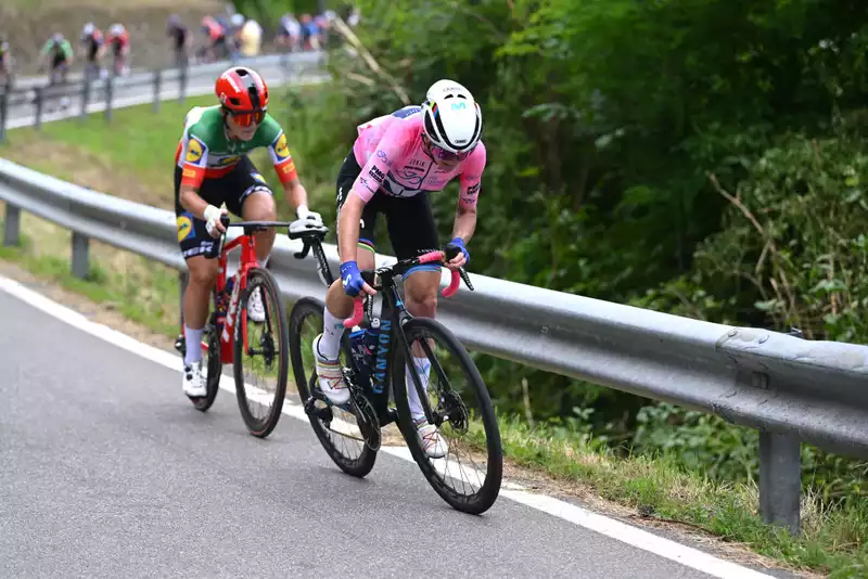 'Attack is the best defense' - Van Breutenen reinforces Giro de Donne's lead