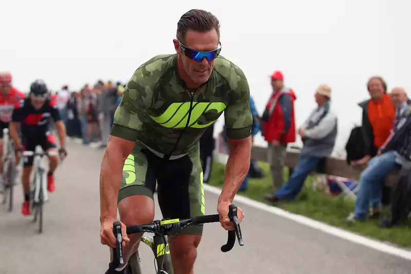 Mario Cipollini undergoes second surgery to treat heart disease