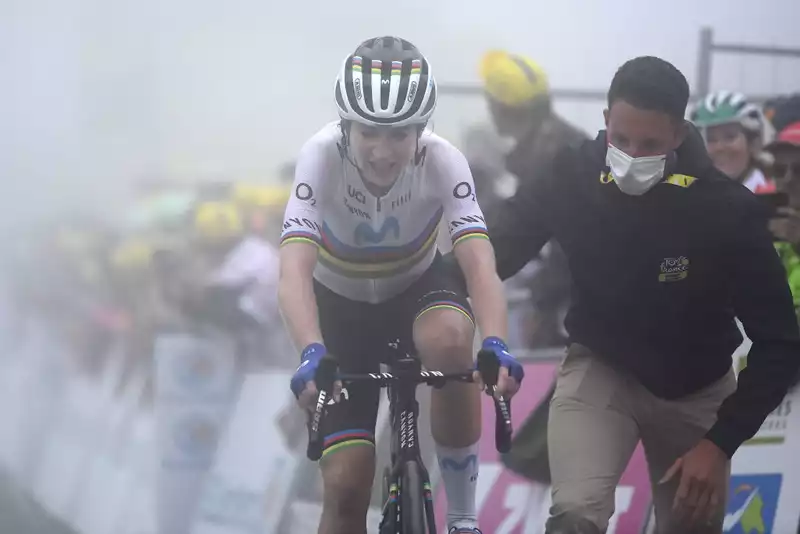 I raced with my heart" - Annemiek van Fruten loses at the Col du Tourmalet.