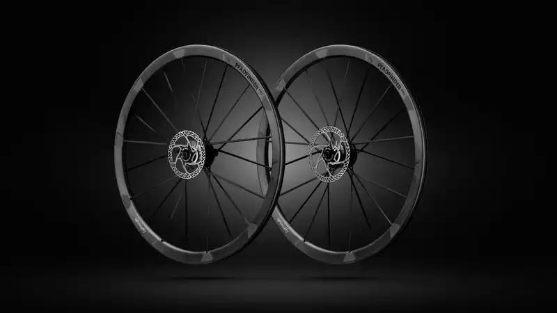 Lightweight Introduces Fadfinder Evo Wheelset for Gravel