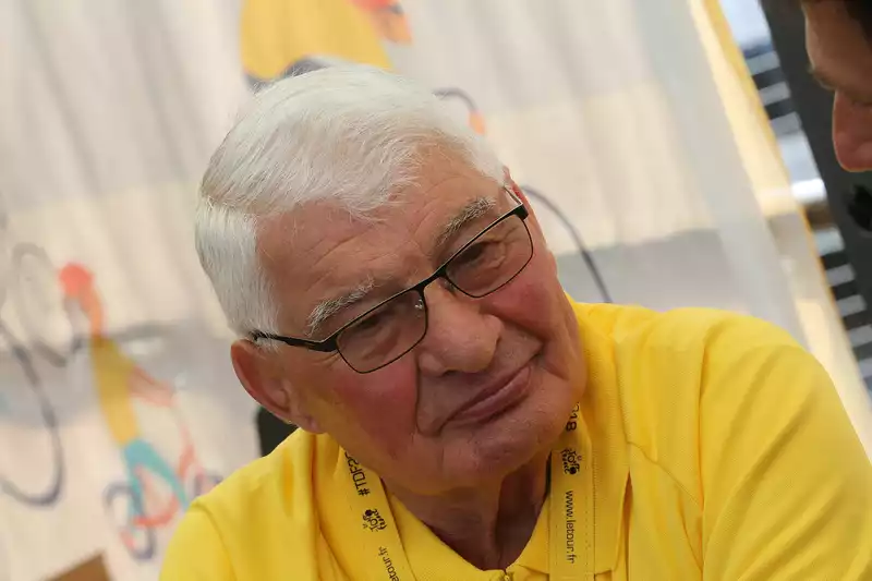 Poulidor's funeral will be held Tuesday in his hometown.