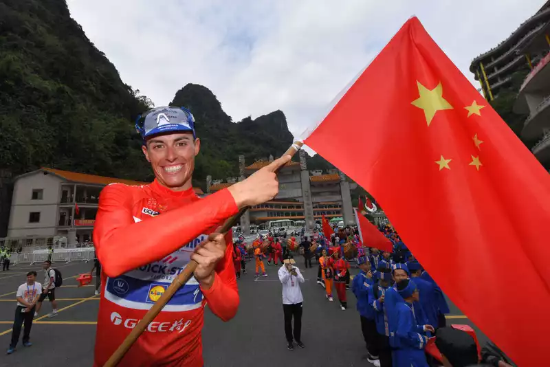 Mas wins stage after dispelling fears of a mountaintop finish in Guangxi