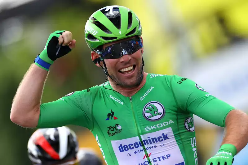 Mark Cavendish Extends Green Jersey Lead with Intermediate Sprint Point on Stage 7 of Tour de France