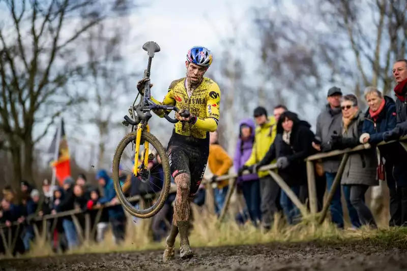 Wout Van Aert accepts defeat in cyclocross with the Classics in mind